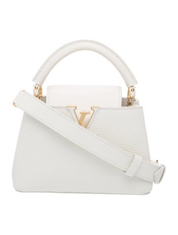 Taurillon Leather Capucines BB