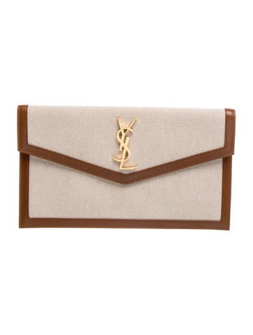 Signature Clutch 2024