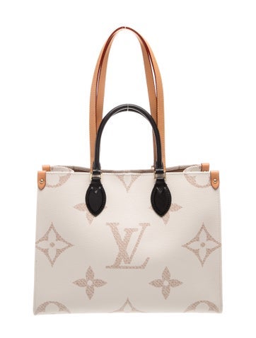 Monogram Giant OnTheGo MM