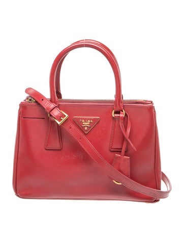 Saffiano Leather Galleria Double Zip