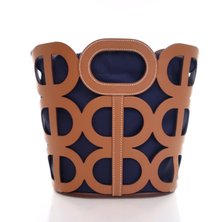 Hermes Hermes Gold Veau Madame Chaine d'Ancre Tote