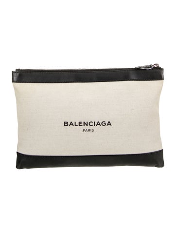 Canvas Canvas Clutch