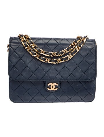 Quilted CC Shoulder Bag