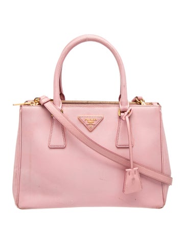 Saffiano Leather Galleria Tote Medium