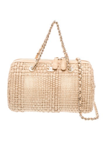 Raffia Classic Clutch W/ Chain