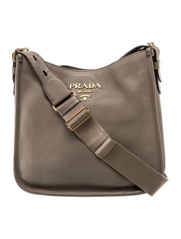 Vitello Daino Leather Messenger Bag