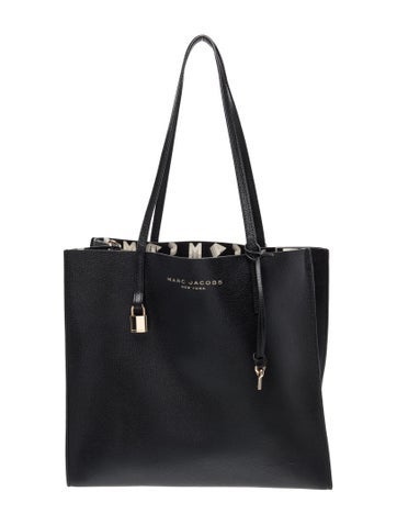 Marc Jacobs Signature Tote
