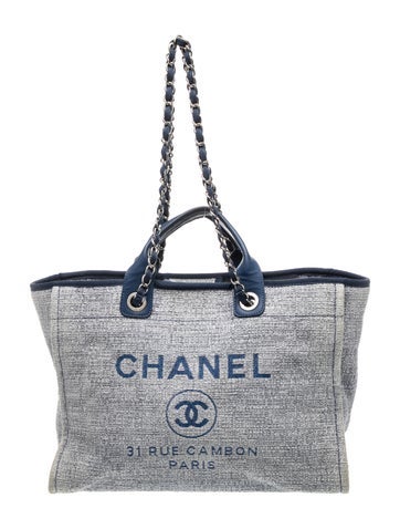 Medium Deauville Shopping Tote