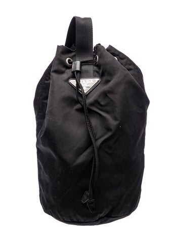 Tessuto Nylon Bucket Bag