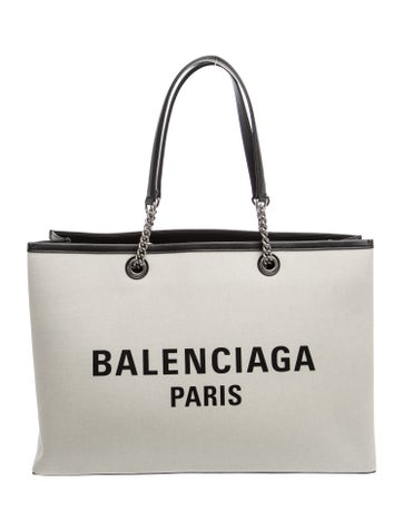 Canvas Duty Free Large 2023