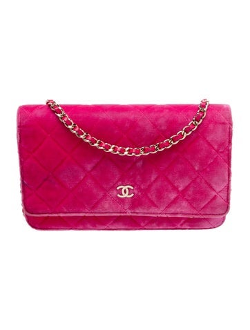 Classic Velvet Wallet On Chain