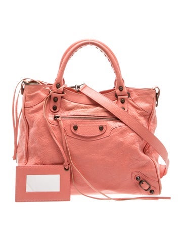 Leather Classic City Medium