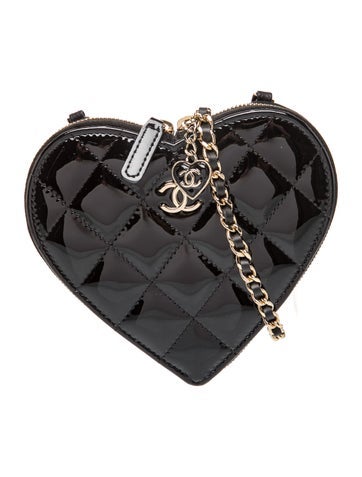 Heart Clutch w/ Chain