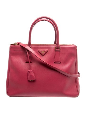 Saffiano Leather Galleria Double Zip Medium