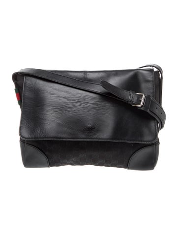 GG Canvas Messenger Bag