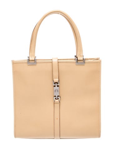 Piston Lock Tote