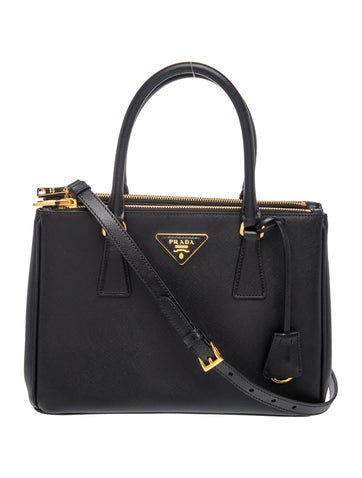 Saffiano Leather Galleria Double Zip Medium