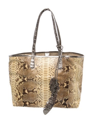 Python Tote