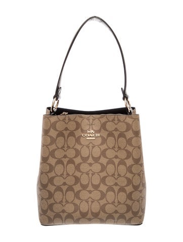 Signature Shoulder Bag