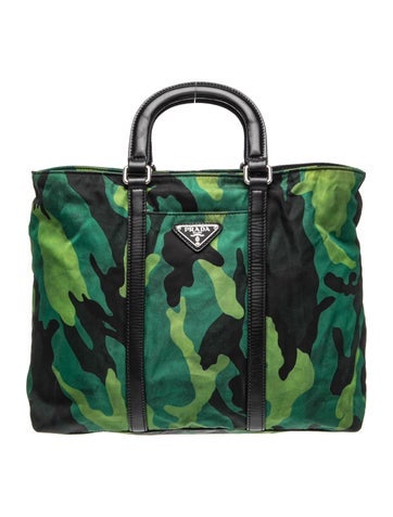 Enameled Metal Triangle Top Handle Bag