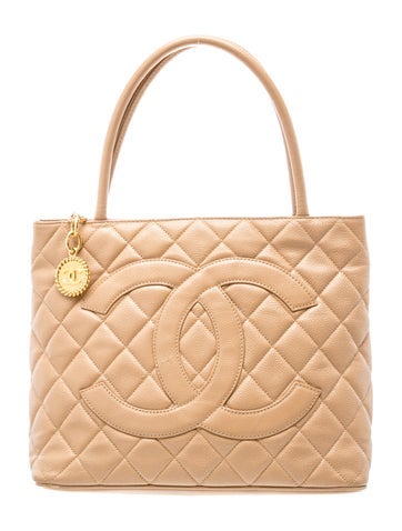 Medallion Tote