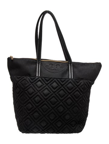 Signature Shoulder Bag