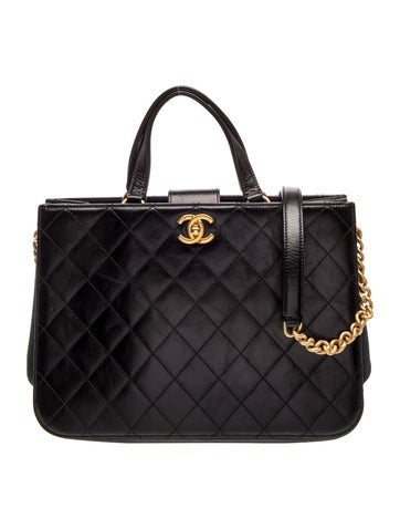Paris-Cosmopolite Straight-Lined Shopping Tote
