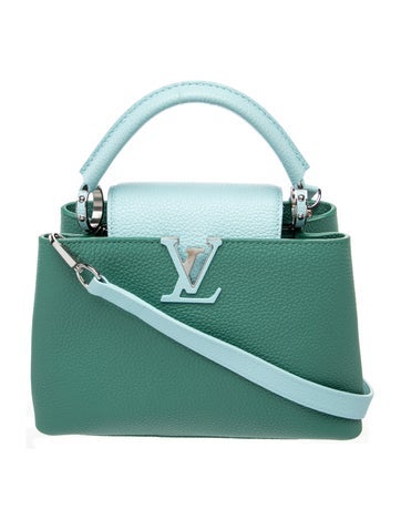 Taurillon Leather Capucines BB