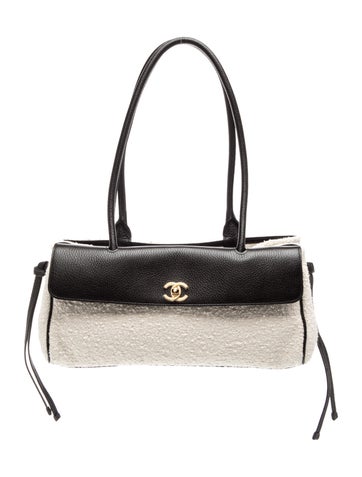 2026 Small Urban Essentials Shopping Bag
