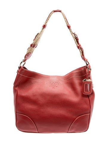 Signature Shoulder Bag