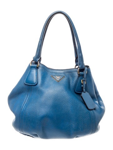 Vitello Daino Leather Shoulder Bag