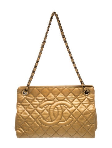 Quilted Timeless CC Shoulder Bag