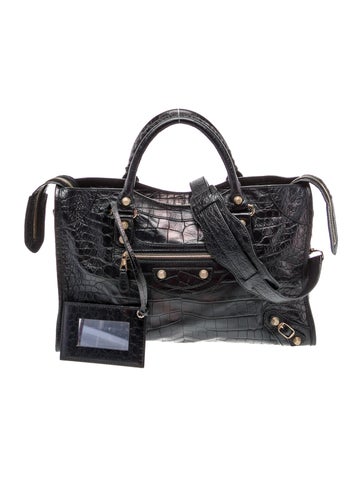 Embossed Leather Le City