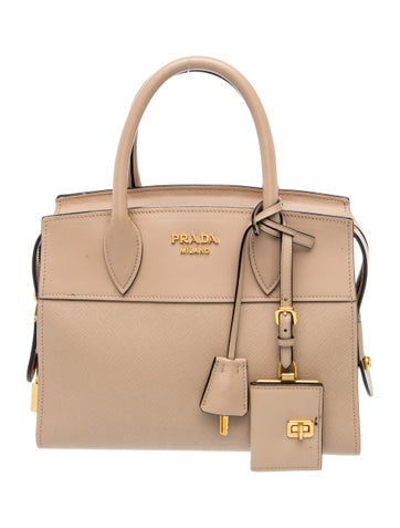 Saffiano Cuir Leather Esplanade Medium