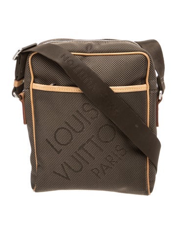 Canvas Messenger Bag