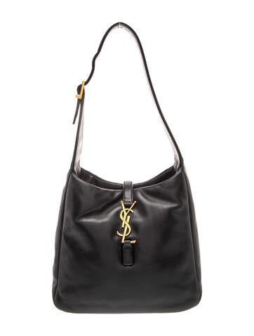 Leather Le 5 à 7 Hobo Bag 2023