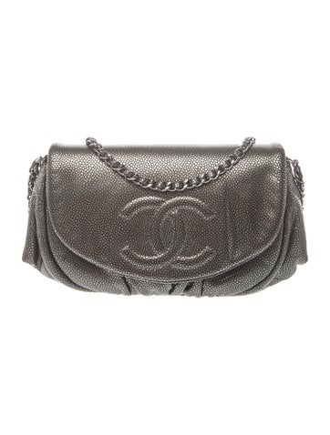 Half Moon Wallet On Chain