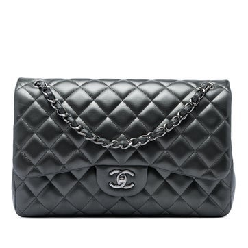 Jumbo Classic Metallic Lambskin Double Flap