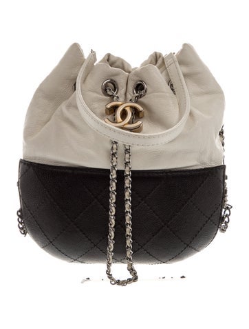Small Gabrielle Purse