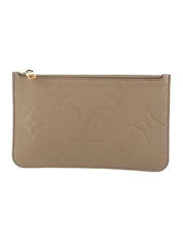 Monogram Giant Neverfull Pouch