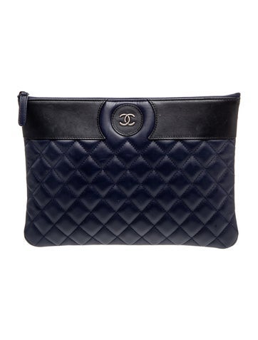 Medium CC Quilted O-Case