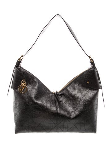 Cannage "Crinkled Calfskin Macrocannage Large 2025