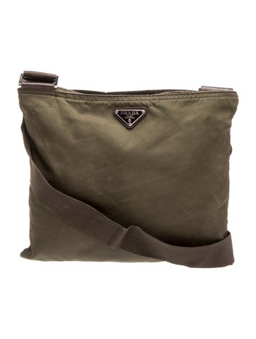 Vela Nylon Messenger Bag