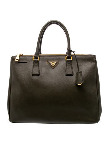 Saffiano Leather Galleria Double Zip Large