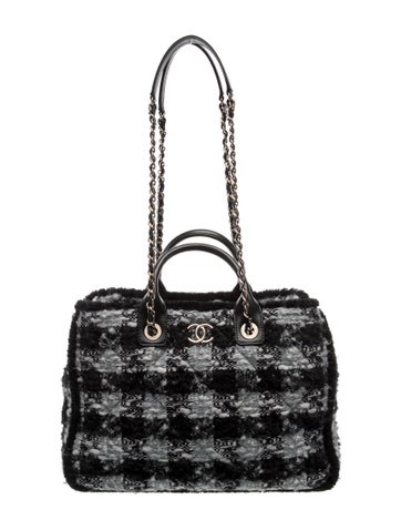 2025 Coco Neige Tweed Shopping Tote