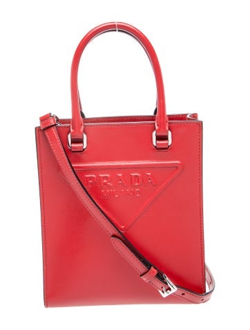 Enameled Metal Triangle Top Handle Bag