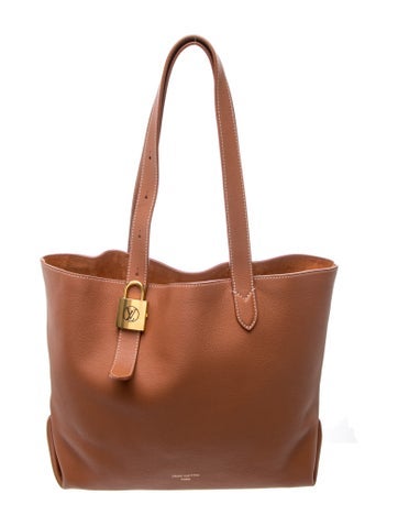 LV Monogram Low Key Cabas MM