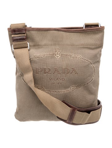 Signature Messenger Bag