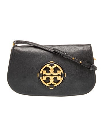 Signature Shoulder Bag