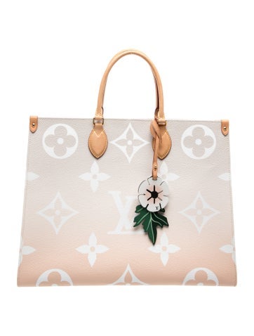LV Monogram OnTheGo GM
